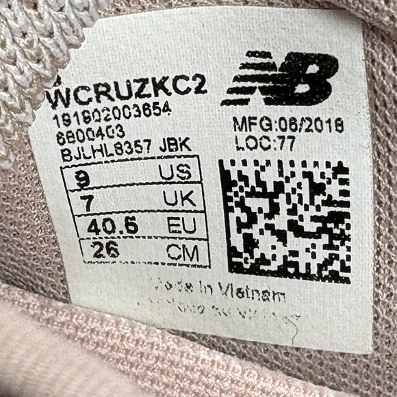 New Balance Fresh Foam Cruz v2 Pink Womens US Size 9 EUR 40.5 WCRUZKC2 Sneakers - Picture 9 of 9